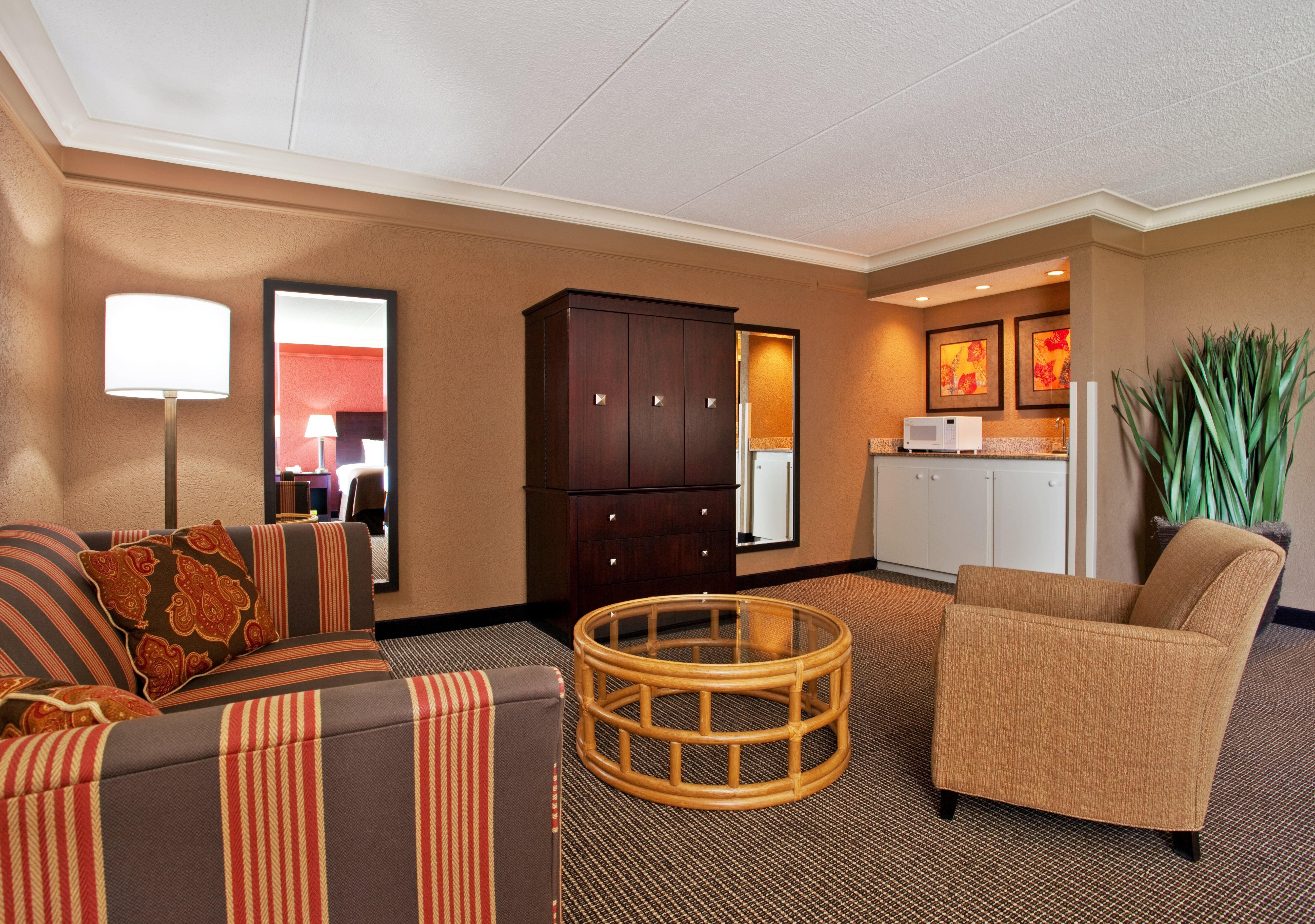 Best Western Plus Strongsville Cleveland Экстерьер фото