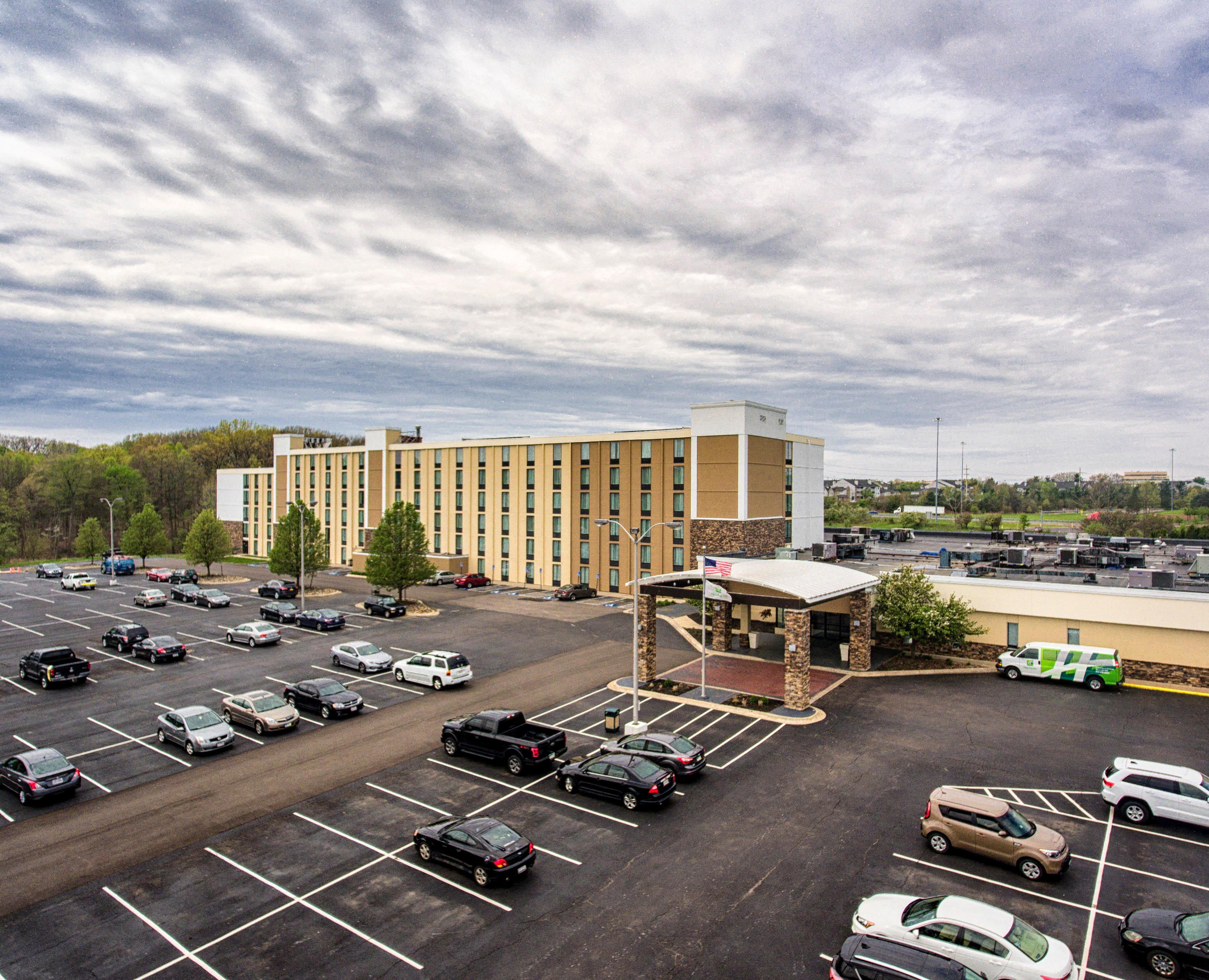 Best Western Plus Strongsville Cleveland Экстерьер фото