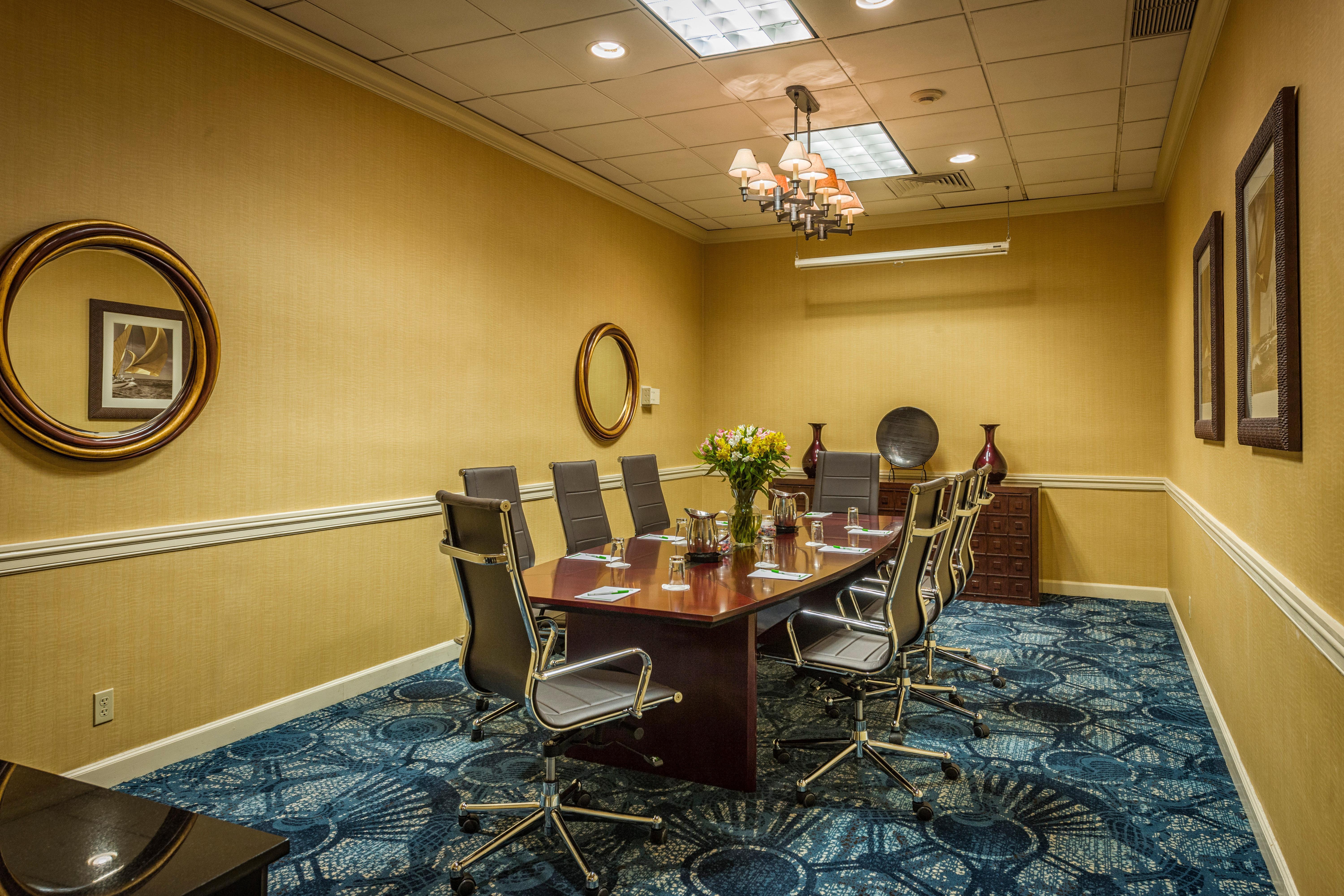 Best Western Plus Strongsville Cleveland Экстерьер фото