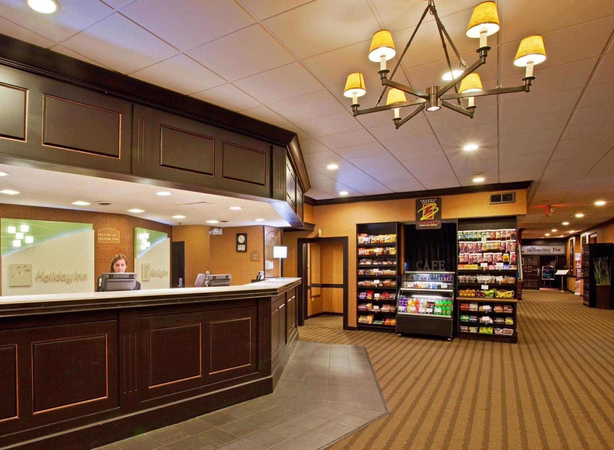 Best Western Plus Strongsville Cleveland Экстерьер фото