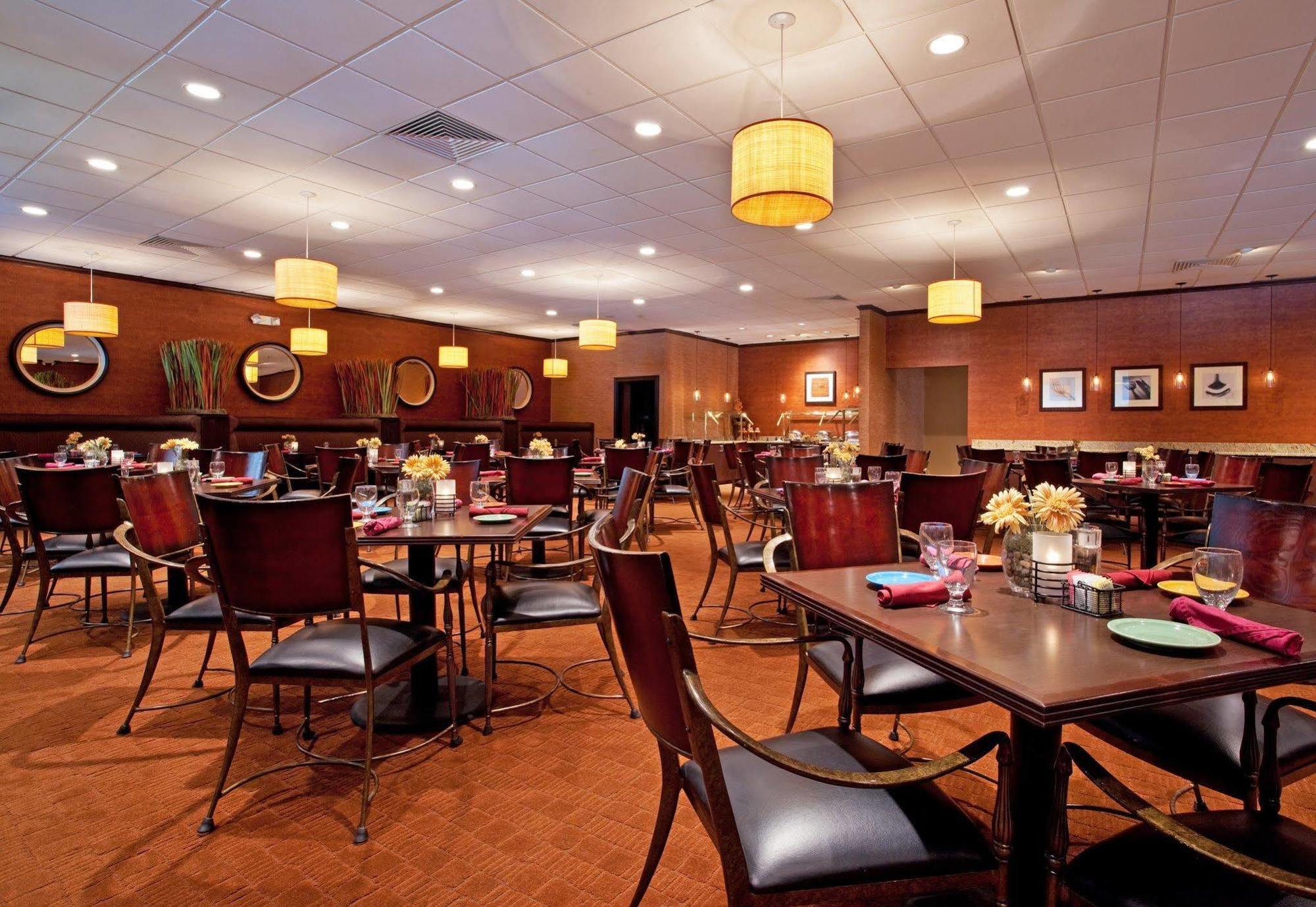 Best Western Plus Strongsville Cleveland Экстерьер фото