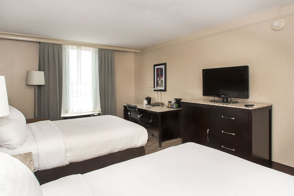 Best Western Plus Strongsville Cleveland Экстерьер фото